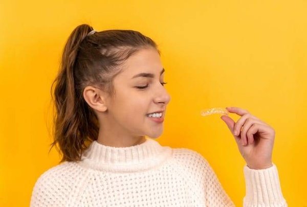 Comment utiliser une gouttière dentaire pour blanchir les dents ?